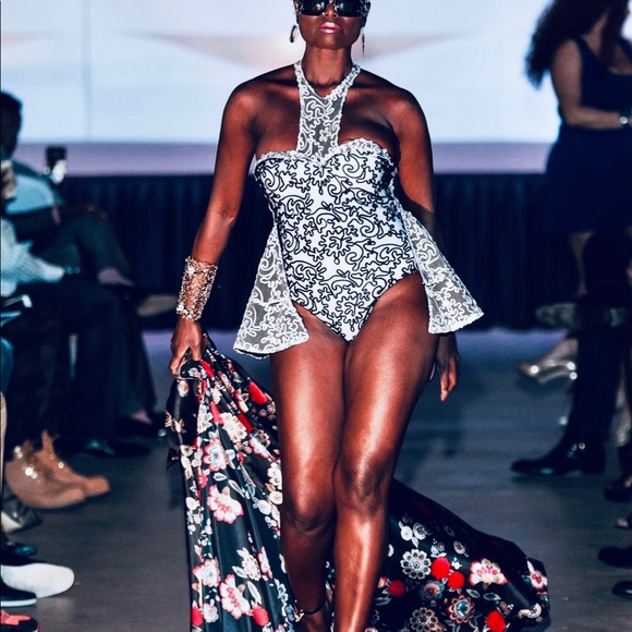 Meet your Posher, Karen Williams Nottage - Picture 8 of 15